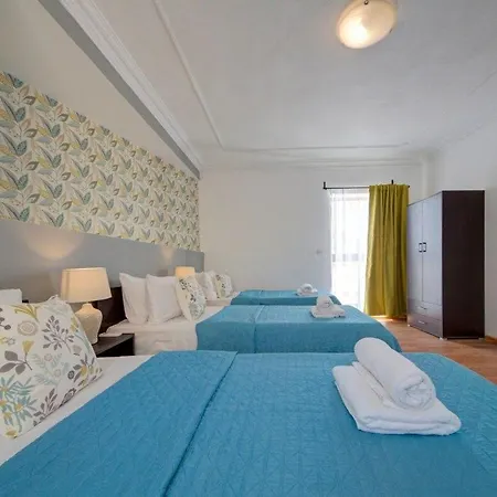 Skyvue Penthouse With Jacuzzi And Seaviews *