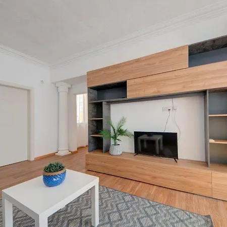 아파트 Skyvue Penthouse With Jacuzzi And Seaviews 슬리에마